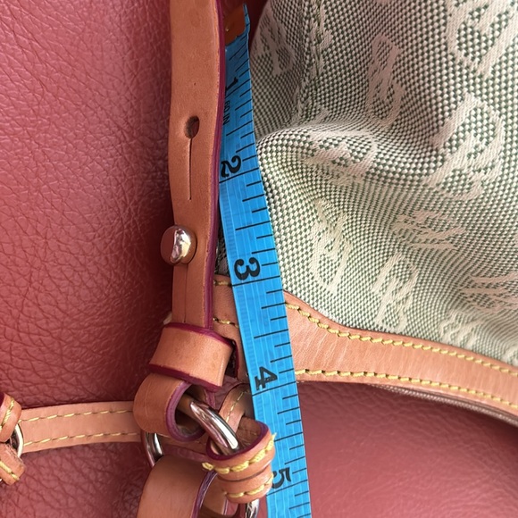 Final Sale  Satchel Signature Dooney & Bourke - Picture 9 of 9